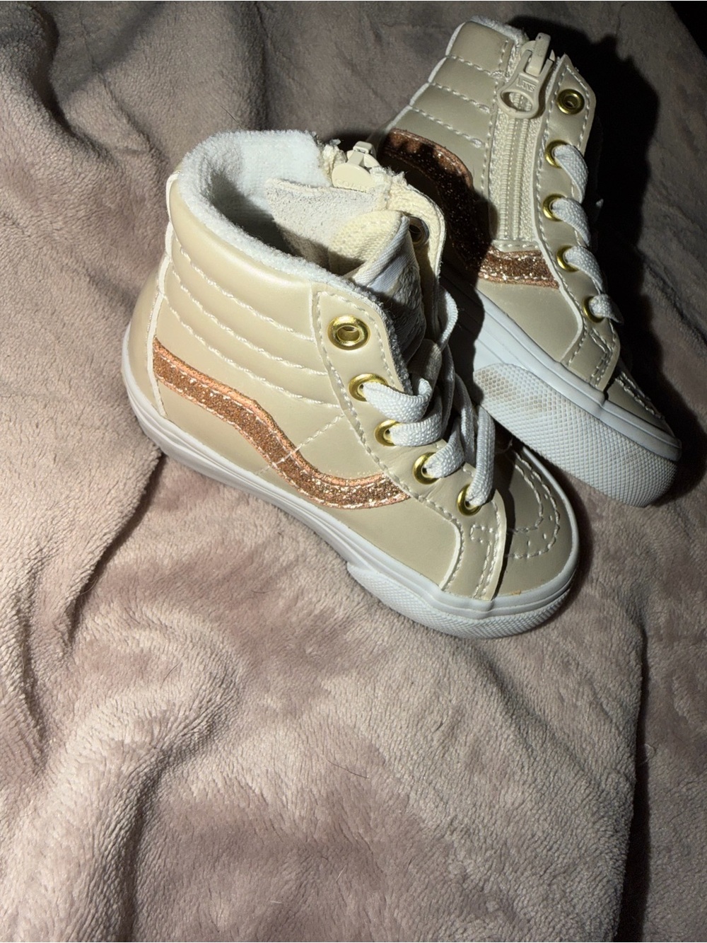 Toddler Sk8-Hi Side Zip Shoe